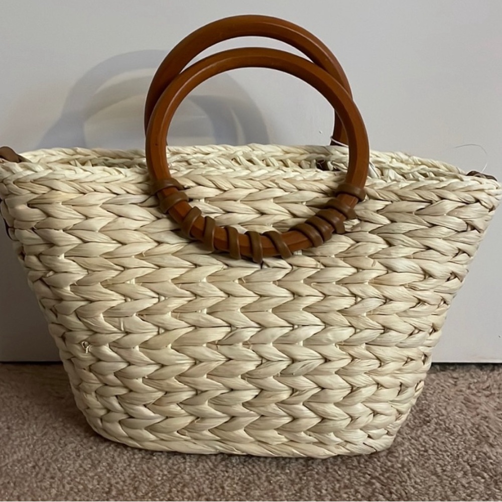 Vegan Straw Handbag